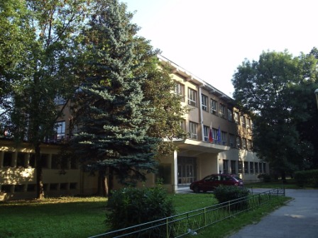 Škola zvonku
